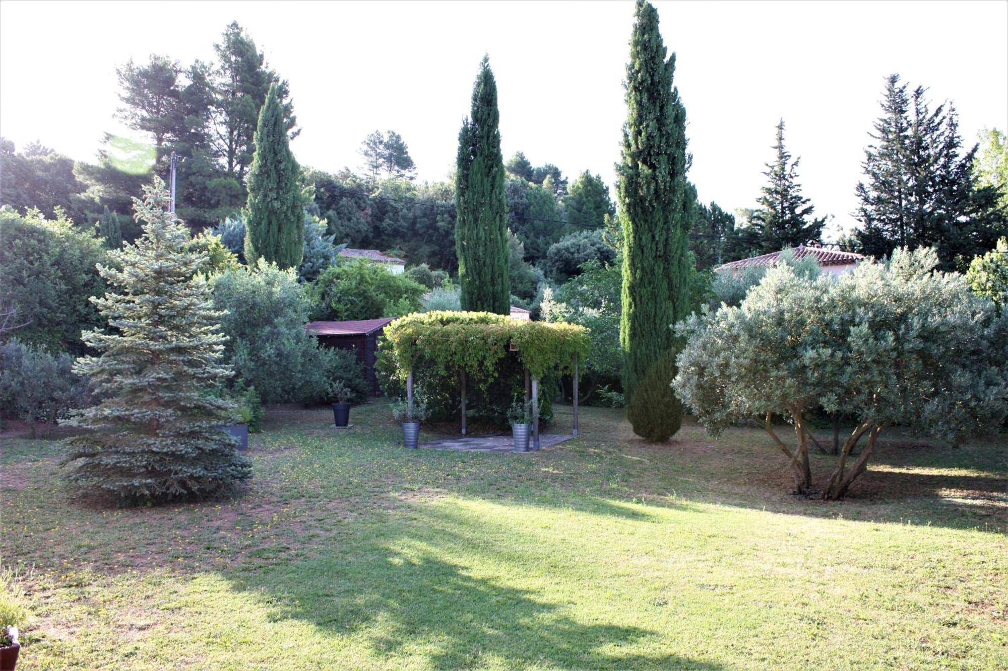 Maison Morin Aups Bagian luar foto